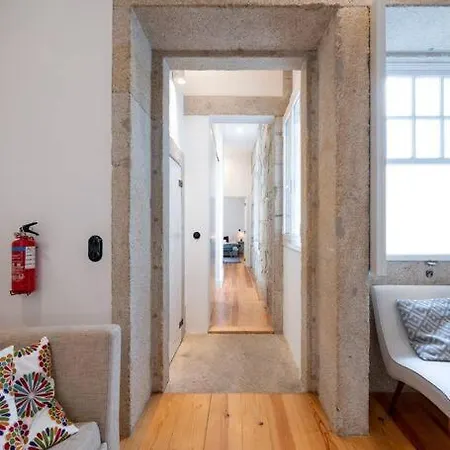 Viva Aliados Downtown Apartman *